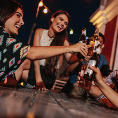 friends drinking beer
