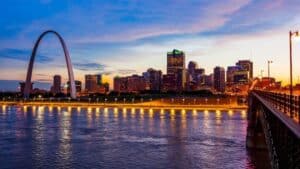 the skyline of St. Louis, Missouri